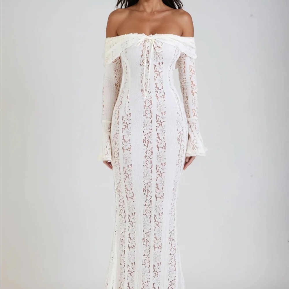 Elegant White Lace Long Sleeve Dress